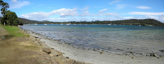Photo: Arthur Orchard - Wedge Bay at Nubeena.
